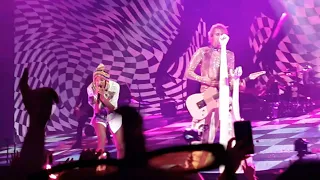 Machine Gun Kelly & Willow - Emo Girl (Kia Forum, Los Angeles, CA 7/13/22)