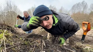 DIGGING METAL ACCORDING TO FENG SHUI! SUBTITLES!