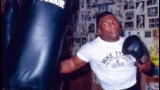MIKE TYSON TRAINING ON THE HEAVY BAG! RARE FOOTAGE MUST WATCH! Experts talk about Mike Tyson