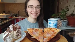 Пицца 🍕 Карбонара // торт Панчо мукбанг (снова)