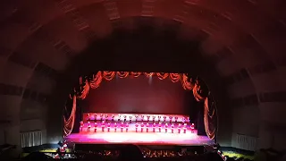 NewYork Radio City -XMas Spectacular- Rockettes - SantaClaus Dance 2022