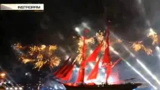 Свето-музыкальная феерия над Невой: «Алые паруса» потрясли Петербург
