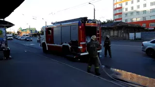 В Омске на 10 лет Октября загорелся автобус