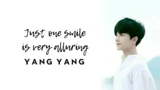 Lyrics of the first smile is very alluring by Yang Yang