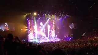 Michael Buble sings Burning Love