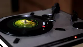 Vinyl Showdown - Get Back (The Beatles)