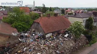 80 ton odpadów wywieziono z posesji w Piątnicy. Zlikwidować można było tylko część wysokiej hałdy.