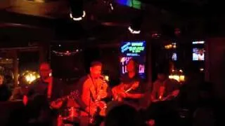 4-25-2011 - Blues Jam @ Maui Sugar Mill Saloon - Tarzana, CA