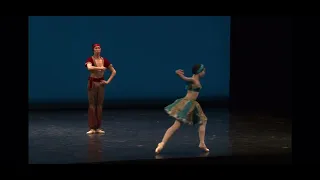 Pas d’esclave ballet “Corsair”