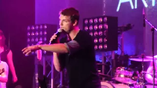 Nick Carter-Shape of my heart (live)