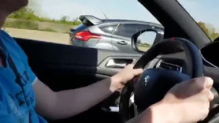 Peugeot 308 GTi vs Ford Focus RS on acceleration