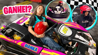 MINHA PRIMEIRA VEZ ANDANDO DE KART! - BIANKA