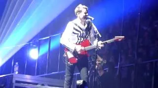 Muse - New Born (Live - Manchester Arena, UK, Nov 2012)