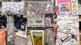 Shopping vlog come with me to Bath And Body Works, Target book shopping and more 🫧