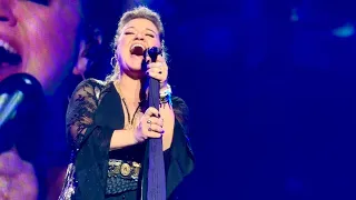 Kelly Clarkson - Fake Plastic Trees (Radiohead Cover) live in Las Vegas, NV - 8/18/2023