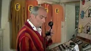 Louis de Funès - L'homme orchestre (1970) - Interception