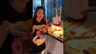 Buffet 5 sao cao nhất Việt Nam sẽ có gì? - TIKTOK CAO HOÀNG MẪN