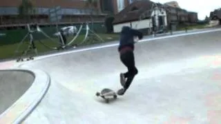 Longboard bail