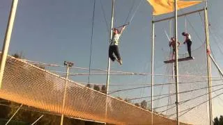 Flying trapeze