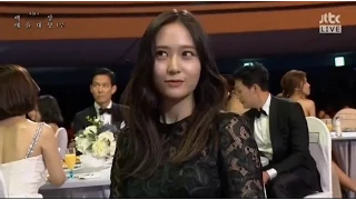 150526 Krystal 2015 Baeksang Arts Awards (LF TV Popularity Award)