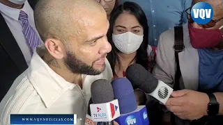 Daniel Alves jogador de Futebol é Fundador do Instituto Dani Alves em Lauro de Freitas.