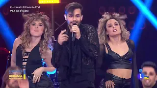 Agoney cantando "Bangover" en la Gala Unidos por la paz,  Ucrania en el corazón