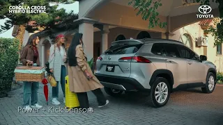 Toyota Corolla Cross Hybrid Electric | Powered Back Door and Kick Sensor