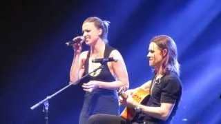 [HD] Myles Kennedy ft. Lzzy Hale - Watch Over You // Live in Manchester 2013