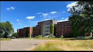 Alone in a CREEPY Abandoned Psychiatric Hospital in Connecticut!