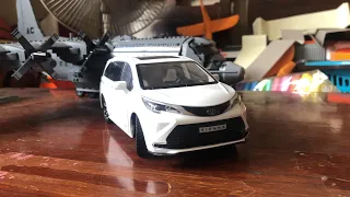 Unboxing model Toyota sienna 1:24 scale from hongsen model