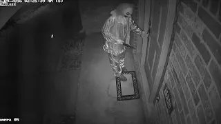 15 Most Disturbing Things Caught on Doorbell Camera Part 31