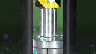 Bowling Ball Vs. Hydraulic Press 😯 #hydraulicpress #crushing #satisfying #asmr