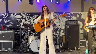 Weyes Blood Live - "Andromeda" - 2022 July 7 Winnipeg Folk Festival