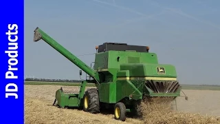 John Deere 1085/Graan dorsen/Grain harvest/Getreideernte/Biddinghuizen/Flevoland