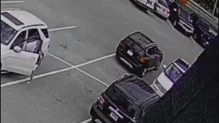 HPD releases surveillance video of purse snatchers in grocery store parking lot