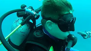 First diving experience. Honolulu, Hawaii.                Первый опыт дайвинга. Гонолулу, Гавайи.