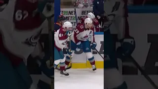 Nathan MacKinnion hits Leon Draisaitl and sends him to the bench (NHL Highlights) Oct. 22, 2022