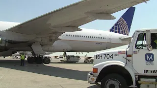 United passengers upset after waiting nearly 3 hours on tarmac at DIA