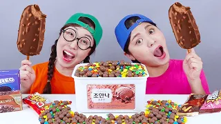 Kem tráng miệng sô cô la Mukbang DONA