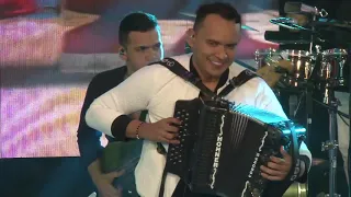 El Santo Cachón - Los Embajadores Vallenatos (En Vivo) / Robinson Damian y Jairo De La Ossa.