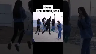 HYEIN BE LIKE WHY THEY JUMP? #newjeans #minji #haerin #hyein #danielle #hanni #omg #ditto #shorts