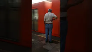 🚇📷📢en el METRO INSTITUTO DEL PETROLEO LÍNEA 5 STC anden DIRECCIÓN PANTITLAN audio original CDMX 2023