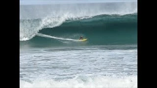 Surfing a few Bombs - Bro rcSurfer