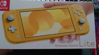 Nintendo Switch Lite Unboxing