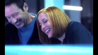 Gillian Anderson & David Duchovny - The X-files season 11 bloopers excerpt