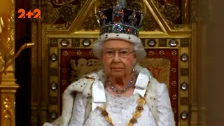 Как британская королева Елизавета II держит под каблуком весь мир