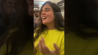 Jassi jasbir live jam in flight with bollywood celebrities | Huma Qureshi | Richa chadha |