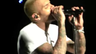 Chris Brown Performing No Air During the F.A.M.E. Tour in Concord, CA 10.22.11