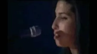 Amy Winehouse - Take the Box (live)