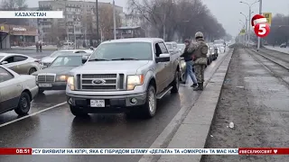 Черги за хлібом та бензином, протестувальники чинять опір силовикам: що відбувається в Казахстані